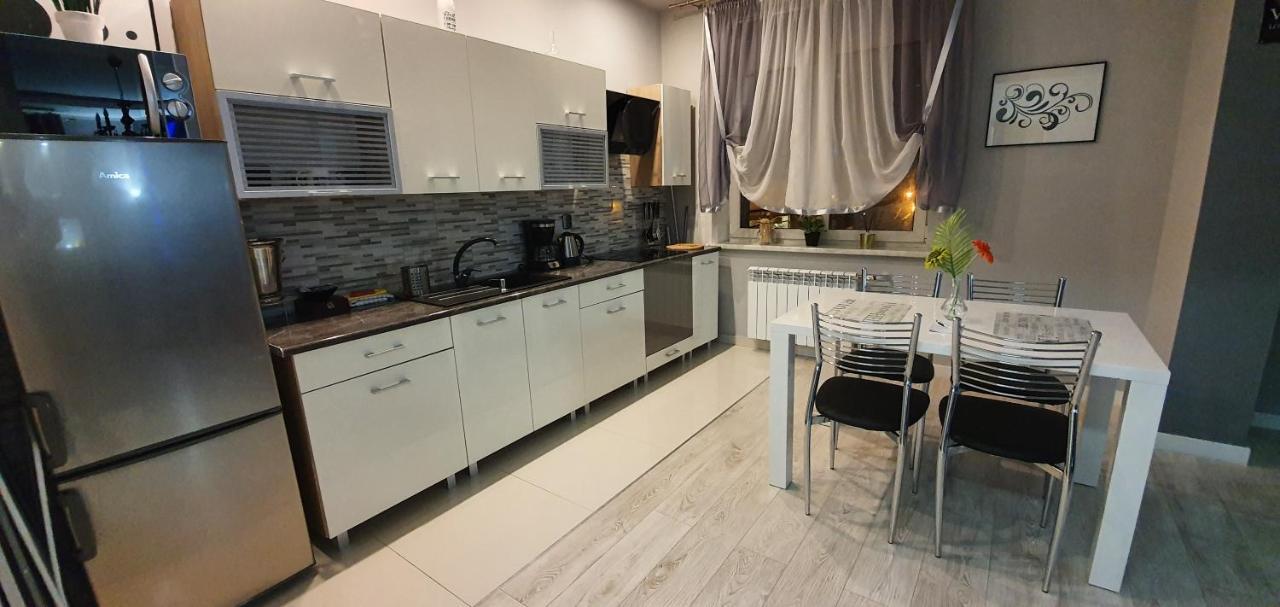 Apartamenty Sofija Deluxe Centrum Zielona Góra Esterno foto