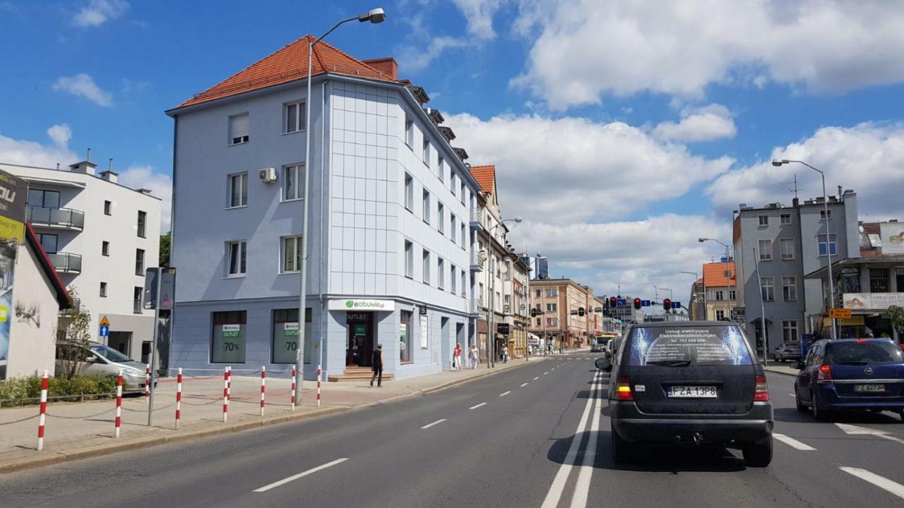 Apartamenty Sofija Deluxe Centrum Zielona Góra Esterno foto